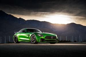 Mercedes-AMG GT R